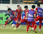 Tuyển VN đá đội hình mạnh nhất với Lào