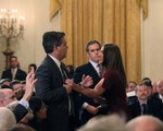 Ông Trump lại gây chiến với Đài CNN