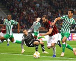 Hòa Real Betis, Milan chưa chắc suất đi tiếp