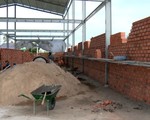 Bắt quả tang xây dựng trái phép trên đất Alibaba rao bán