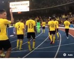 Tuyển Malaysia mừng như vô địch sau trận hòa 2-2 trước Việt Nam