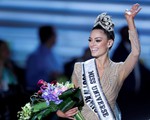 Hoa hậu Hoàn vũ 2017 háo hức trao vương miện cho người kế nhiệm