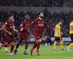Salah tỏa sáng, Liverpool giữ vững đỉnh bảng