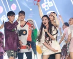 Bạn trẻ vỡ tung cảm xúc cùng live show Đông Nhi 10 năm ca hát