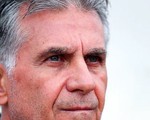 HLV tuyển Iran Carlos Queiroz bị chỉ trích vì...