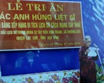 70 Năm Tây Tiến - Kỳ 4: "Quân xanh màu lá" và "tiếng cồng quân y"