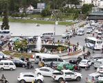 Khu trung tâm TP Đà Lạt tràn ngập xe du lịch