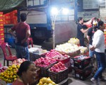 Khởi tố 3 đối tượng "bảo kê" chợ Long Biên