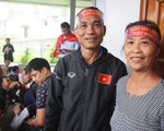 Mẹ Công Phượng, Văn Đức ra Hà Nội cổ vũ con đá ở Mỹ Đình