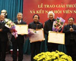 Nộp đơn 20 năm mới được kết nạp hội nhà văn Việt Nam