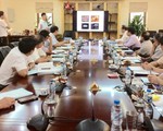 Vì sao nhiều quan chức ngành y được công nhận giáo sư?
