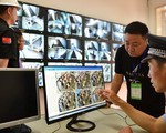 Trung Quốc: Tội phạm trà trộn vào 60.000 khán giả cũng không thoát