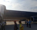 Vụ đáp nhầm đường băng: Lỗi do phi công và đường băng