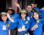 Trao huy hiệu Thanh niên tiên tiến làm theo lời Bác cho 336 bạn trẻ