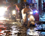 Mưa lớn nhất từ đầu mùa, Sài Gòn mênh mông nước