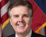 Một lãnh đạo bang Texas đòi đưa súng cho giáo viên