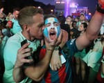Ở Fan Fest, cổ động viên Argentina gọi tên Messi, Banega và Mascherano