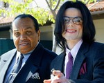 Cha đẻ của Michael Jackson qua đời ở tuổi 89 vì ung thư tuyến tụy