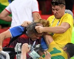 Fan Brazil và Serbia giật tóc, vung cú đấm… trên khán đài