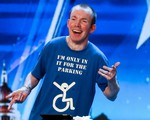 Anh chàng bại não đoạt quán quân Britain’s Got Talent 2018 bằng tấu hài