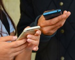 Pháp phê chuẩn luật cấm điện thoại trong trường tiểu học, cấp 2