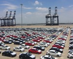 Toyota đã chịu nhập 200 xe hơi về Việt Nam