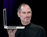 Ngày này 10 năm trước Steve Jobs đã thay đổi tương lai của laptop