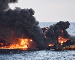 Chìm tàu chở dầu Iran: cháy lớn 10 ngày chưa dứt