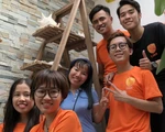 Sinh viên giúp việc ngày giáp tết lấy tiền làm từ thiện