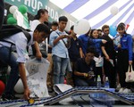 Học sinh hào hứng trải nghiệm tại ngày hội tư vấn tuyển sinh