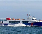 Tàu cao tốc chở khách tông chìm tàu cá, 3 ngư dân thoát chết