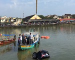 Xe ôtô lao xuống sông, 3 người trong gia đình tử vong