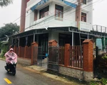 Đâm gục bé gái 10 tuổi rồi xông vào nhà cướp vàng