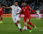 Nhờ trọng tài, chủ nhà UAE thoát thua Bahrain ở trận mở màn Asian Cup