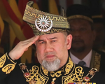 Vua Malaysia chính thức thoái vị