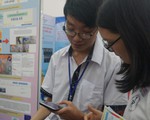 Giật mình học sinh xài điện thoại 6 tiếng/ngày