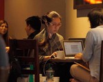 Chính phủ Thái Lan thắt chặt kiểm soát wifi tại các cửa hàng cà phê