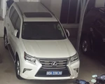 Một cán bộ nhận quà tặng là chiếc ôtô trị giá đến 3,7 tỉ đồng