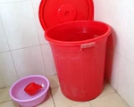 Nhiều khu dân cư ở Hà Nội hoang mang vì nước máy có mùi nhựa cháy