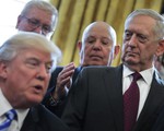 Cựu bộ trưởng quốc phòng Mỹ Mattis cảnh báo ông Trump chuyện IS ‘hồi sinh’