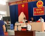 Tàng trữ thịt và trứng vích, vợ lãnh 2 năm tù, chồng trốn truy nã