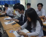 TP.HCM: học sinh làm bài kiểm tra trên điện thoại, báo điểm ngay