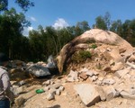 Ồ ạt khai thác đá trái phép, đường dân sinh bị phá tan hoang