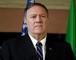 Ngoại trưởng Mỹ khẳng định đã nghe cuộc điện đàm gây tranh cãi của ông Trump