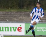 Văn Hậu công thủ toàn diện giúp Jong Heerenveen thắng 3-1