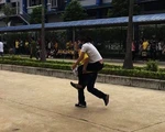 Vừa đi làm trở lại, hàng chục công nhân lại choáng váng vì ngộ độc khí