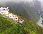 Tòa nhà trái phép trên đèo Mã Pì Lèng: Bộ VH-TT&DL chưa nhận được văn bản xin ý kiến