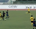 Video đội trưởng U19 Thái Lan bỏ bóng đá người kinh hoàng