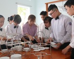 "Bắt tay" đào tạo, tự đào tạo để giải bài toán thiếu nhân lực