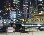 Hàng ngàn dân Singapore ngủ bụi mỗi đêm